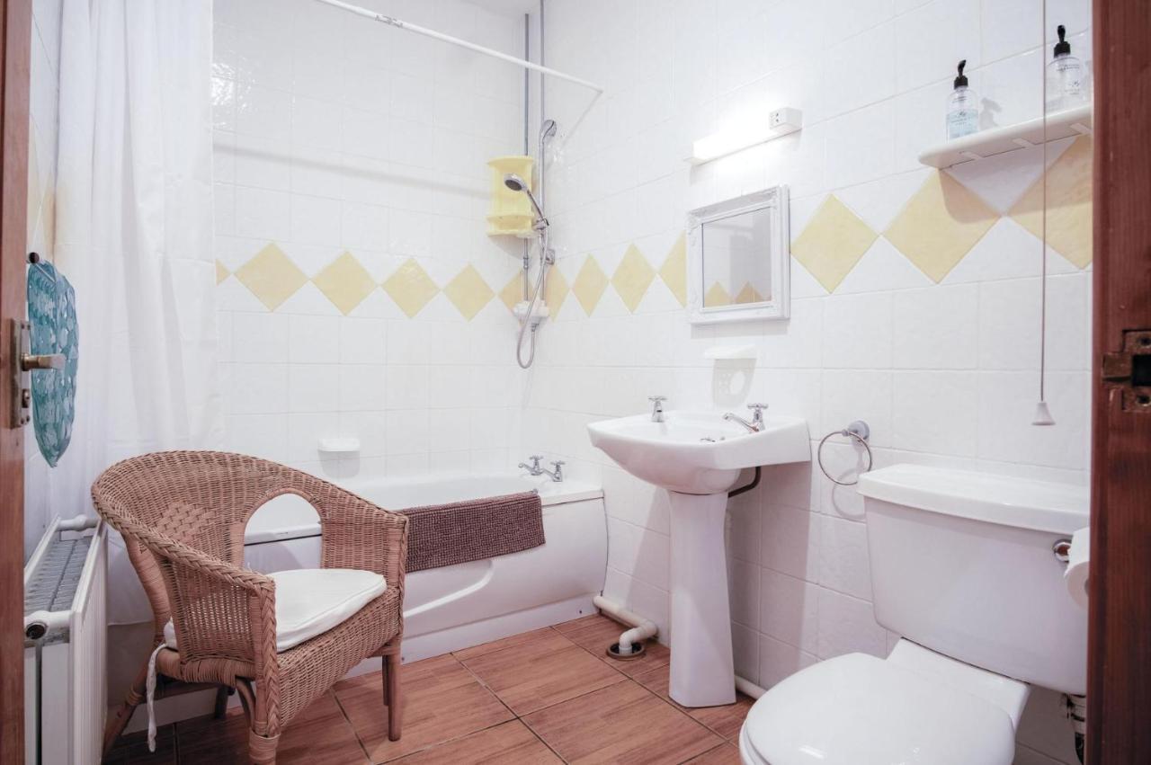 Rose Cottage - 3 Bed Cottage - New Hedges - Tenby Ngoại thất bức ảnh